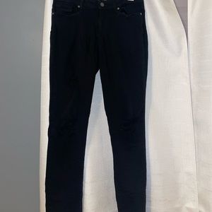 Black ripped skinny jeans mid rise